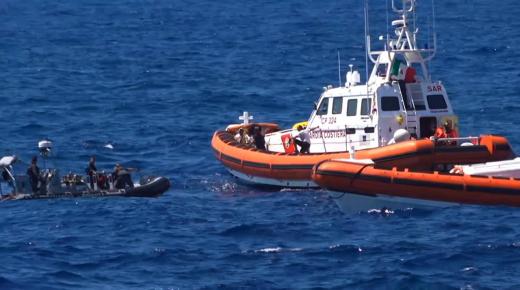 انتشال 24 جثة لمهاجرين قرب سواحل جزر الكناري