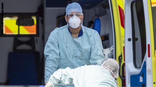 بريطانيا تسجل أعلى المعدلات اليومية بـ980 وفاة خلال 24 ساعة