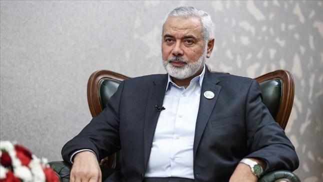 حركة حماس” تُعيد انتخاب هنية رئيساً للحركة والعاروري نائبا