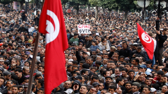 تونس: الغنوشي يلمح إلى عودة العنف والإرهاب